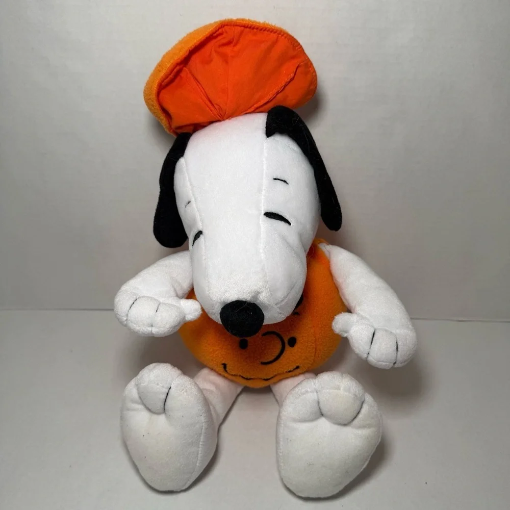 Peanuts Snoopy Hallmark Great Pumpkin Charlie Brown Halloween Plush